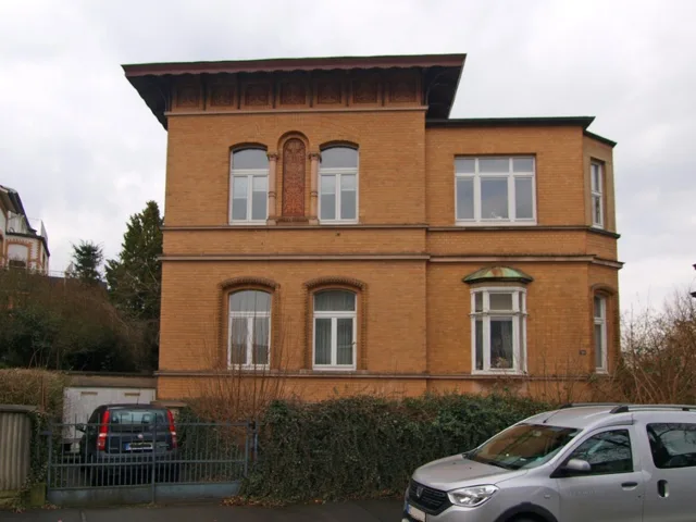 Zwangsversteigerung Zweifamilienhaus in Kassel – Objektfoto