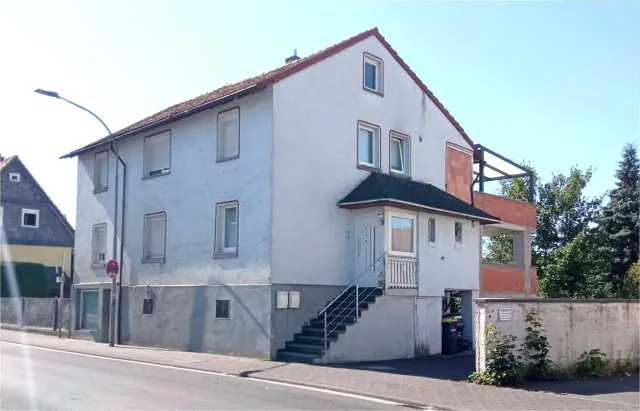 Zwangsversteigerung Zweifamilienhaus in Nidda: Objektfoto