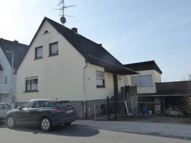 Zwangsversteigerung Stellplatz/Garage in Mömbris: Objektfoto