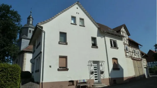 Zwangsversteigerung Einfamilienhaus in Alheim: Objektfoto