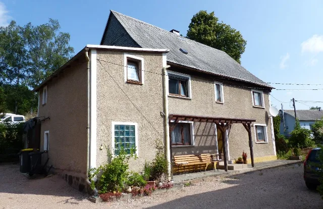 Zwangsversteigerung Zweifamilienhaus in Crinitzberg: Objektfoto