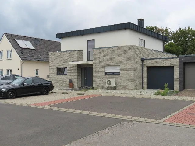 Zwangsversteigerung Einfamilienhaus in Niederzier: Objektfoto