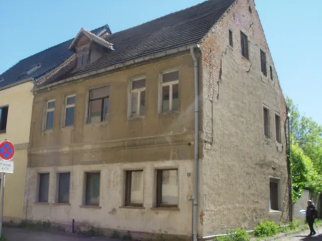 Zwangsversteigerung Mehrfamilienhaus in Calbe: Objektfoto