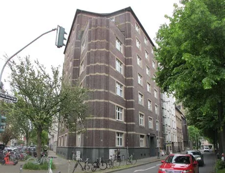 Zwangsversteigerung Mehrfamilienhaus in Duesseldorf: Objektfoto