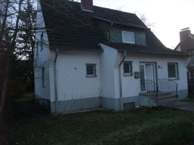 Zwangsversteigerung Einfamilienhaus in Bonn: Objektfoto