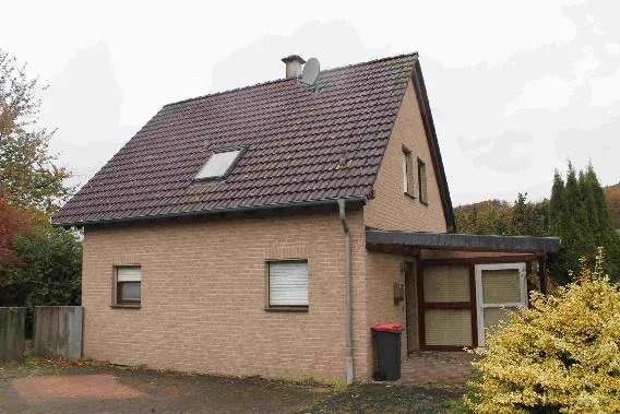 Zwangsversteigerung Einfamilienhaus in Aerzen: Objektfoto