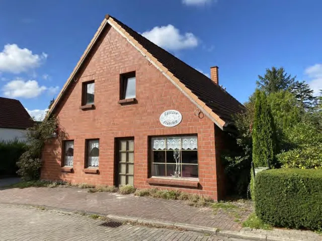 Zwangsversteigerung Stellplatz/Garage in Wittmund: Objektfoto