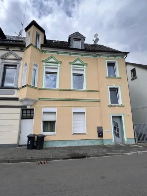 Zwangsversteigerung Zweifamilienhaus in Solingen – Objektfoto