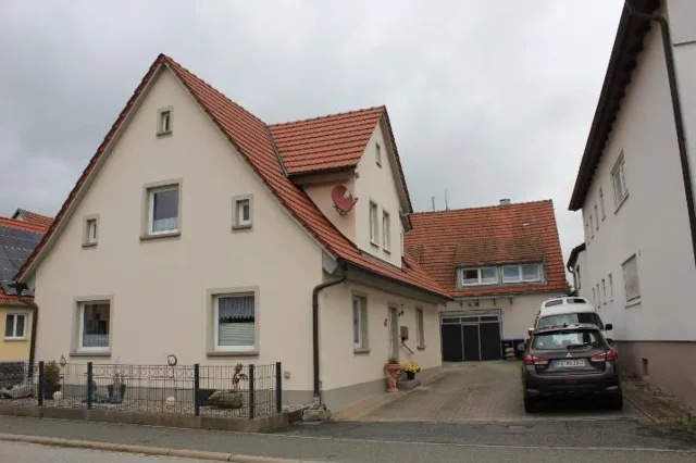 Zwangsversteigerung Einfamilienhaus in Ebermannstadt: Objektfoto